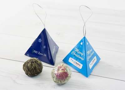 fotografia HERBATA KWITNĄCA W PIRAMIDCE