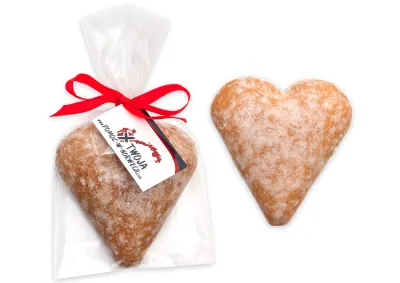 fotografia PIERNIK SERCE Z KARNETEM 