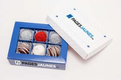 fotografia BOMBONIERKA ZŁOTE PRALINY MINI