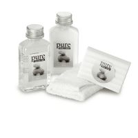 fotografia 4-cz zestaw kosmetyczny Pure